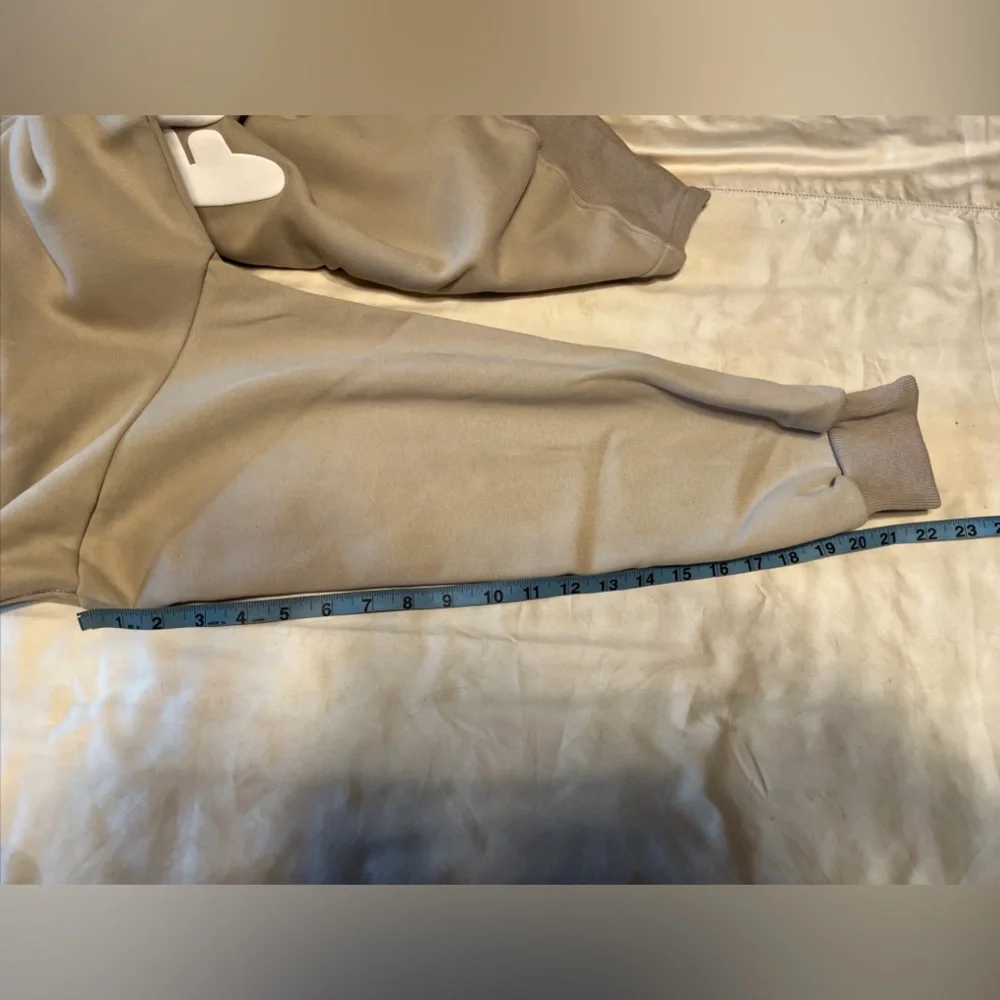 White Fox Vol.3 Women’s Hoodie Pullover Color Moon Sweatshirt Size M/L - Picture 9 of 14